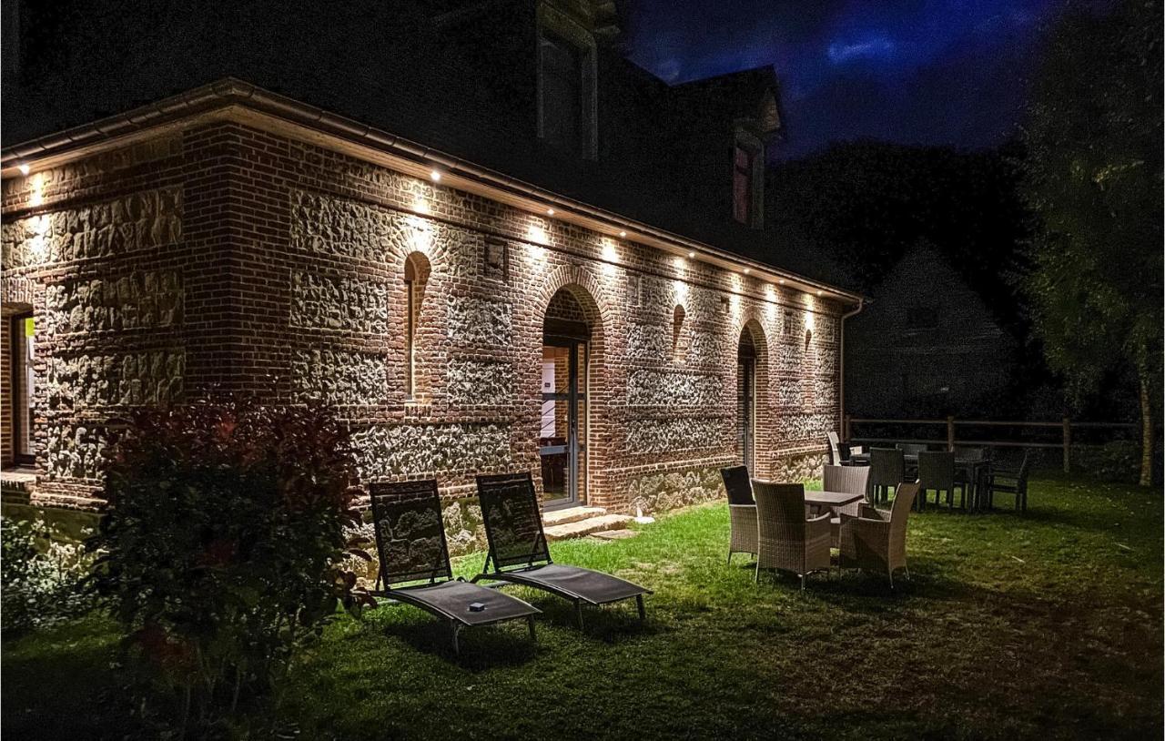 Stunning Home In Paluel With Wifi Экстерьер фото